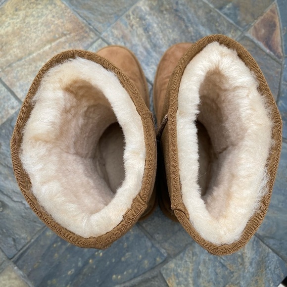 Minnetonka Shearling Boots Size 10 - Picture 8 of 9